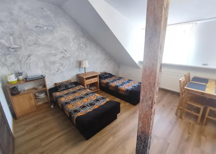 Goscinne Perlowa Колобжег