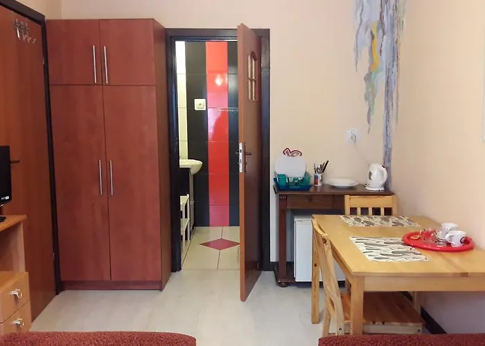 Goscinne Perlowa Колобжег